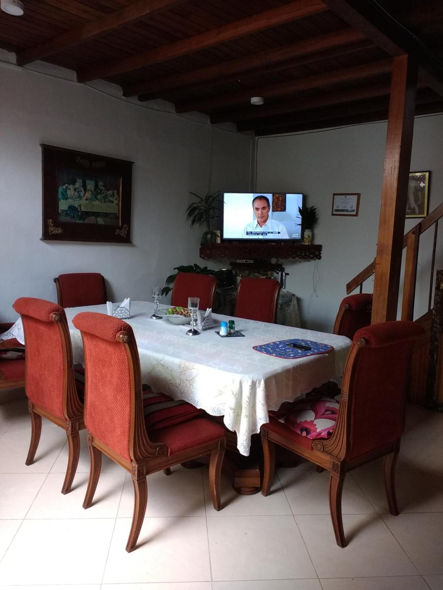 Hostal Famihotel Fundadores Jardín Exterior photo